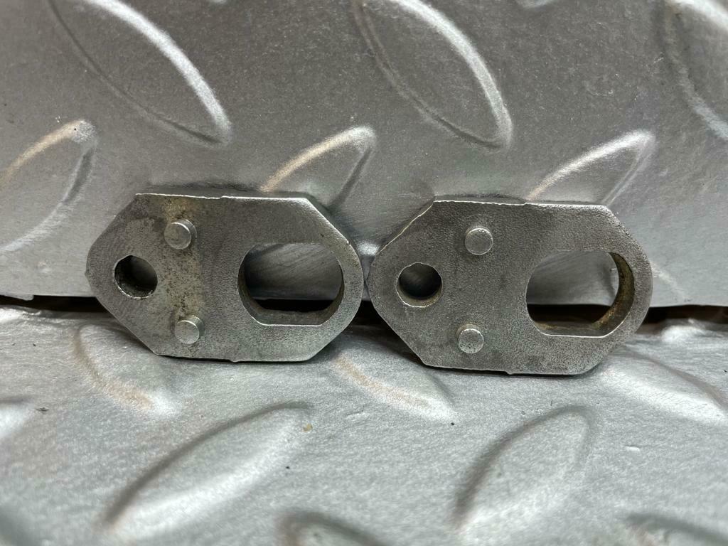 17820 Mercedes-Benz W116 350SE Fuel Injector Bracket