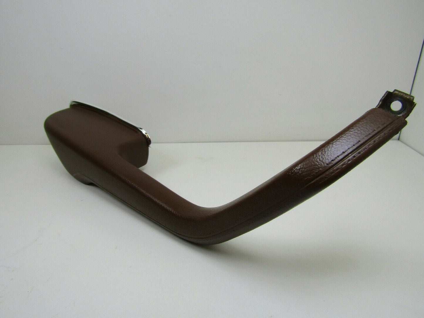 2113 Mercedes-Benz W116 350SE Rear Left Door Handle Armrest Brown