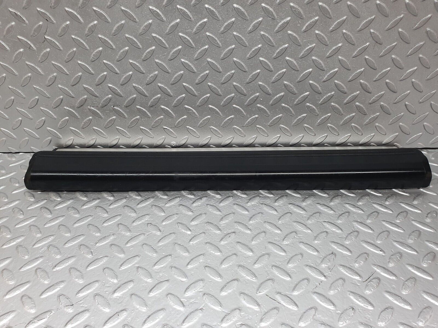 41768 Mercedes-Benz W202 C200 Front Right Door Sill Trim 2026800735