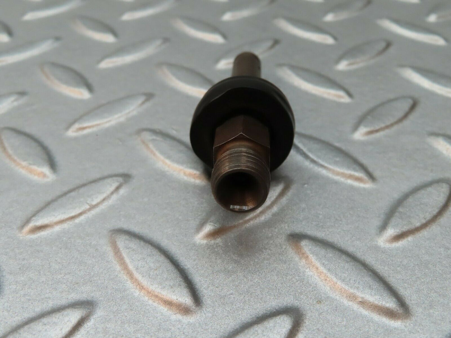 4422 Mercedes-Benz W123 230E Fuel Injector Bosch 0437502010