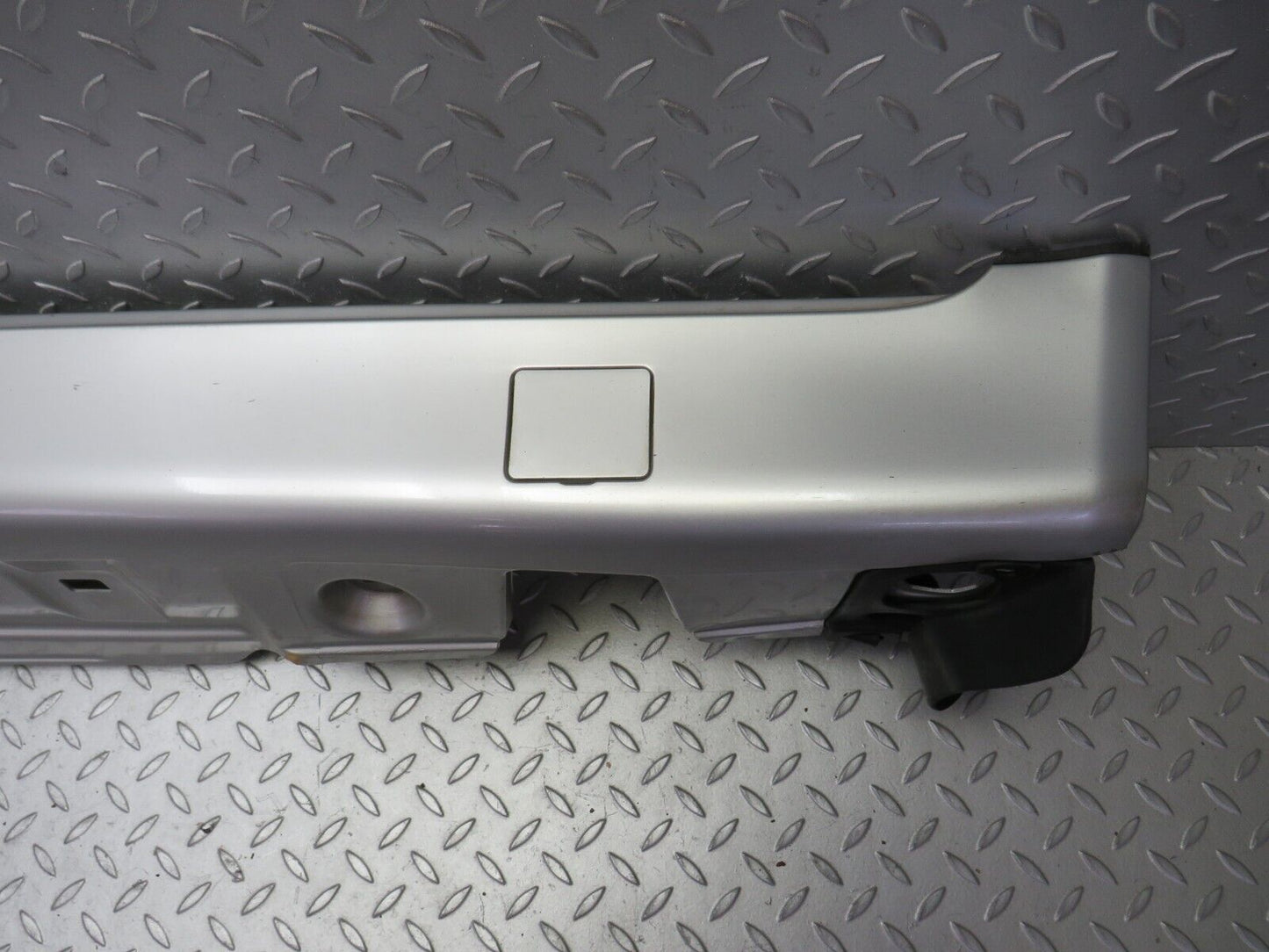 34786 Mercedes-Benz W210 320E Side Skirt Left Side 2106908125 2106987930