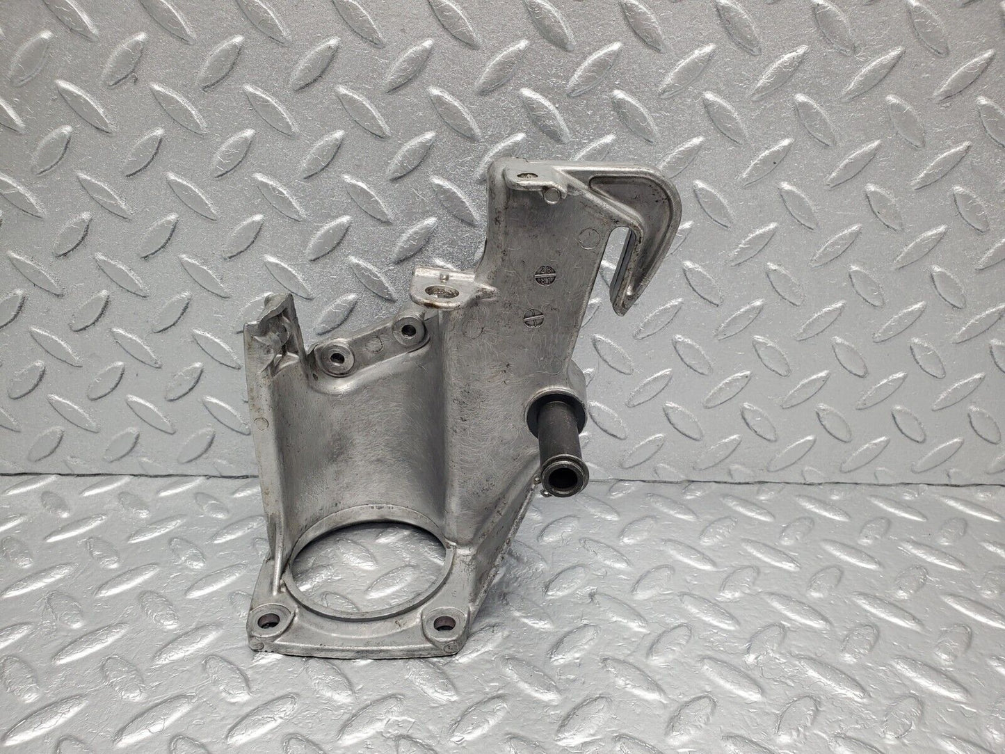 46457 Mercedes-Benz C123 280CE Coupe Brake Pedal Bracket 1232900219