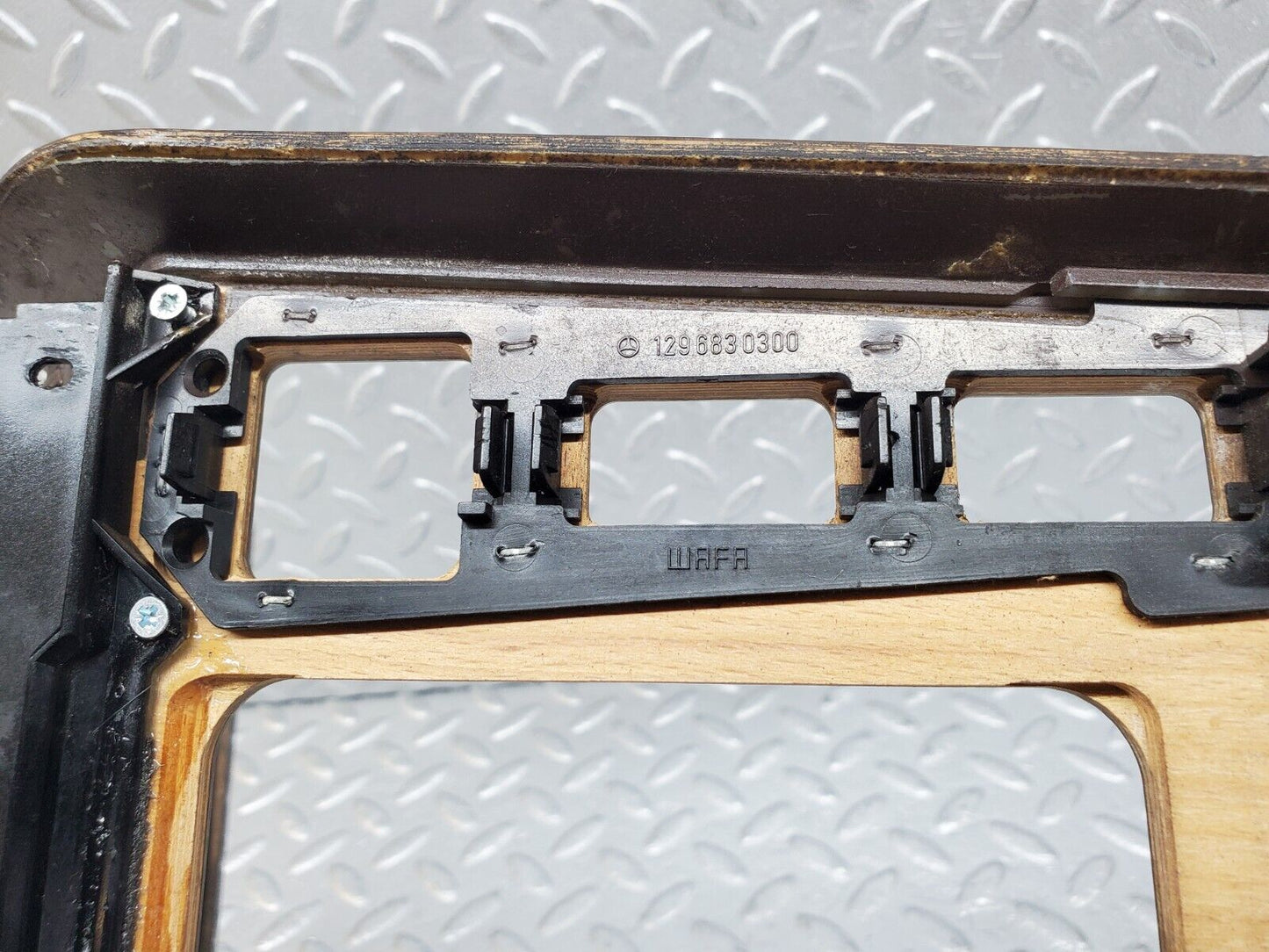 45000 Mercedes-Benz R129 300SL Coupe Centre Console Wood Panel 1296830300