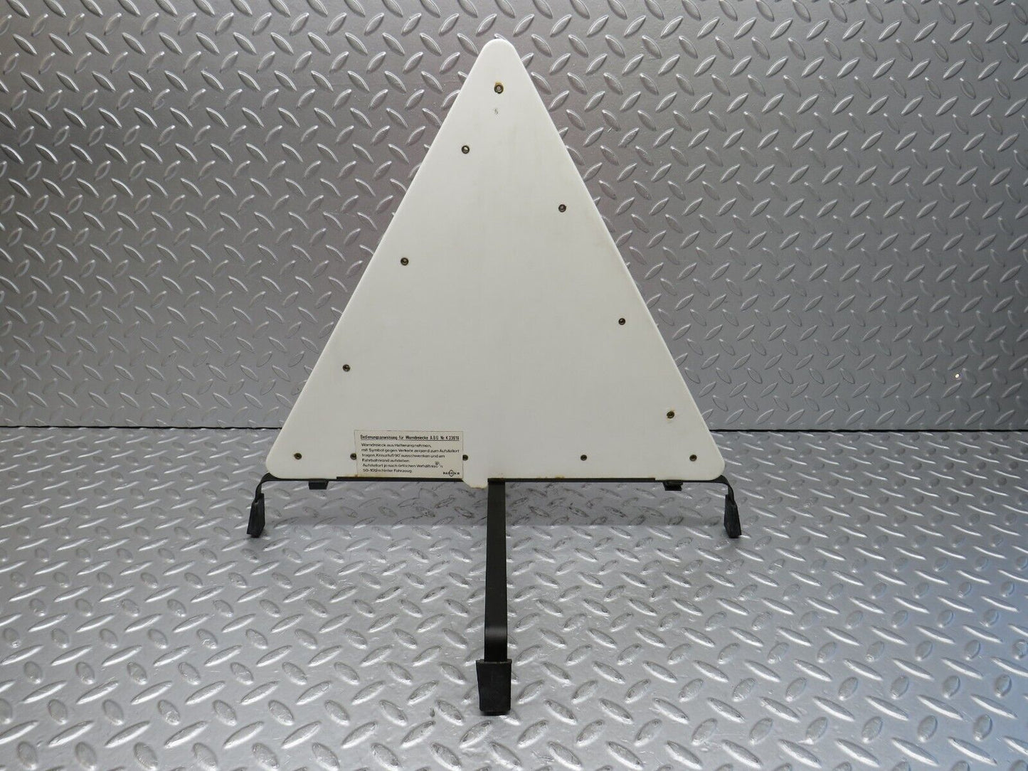 36789 Mercedes-Benz W201 190E Warning Triangle