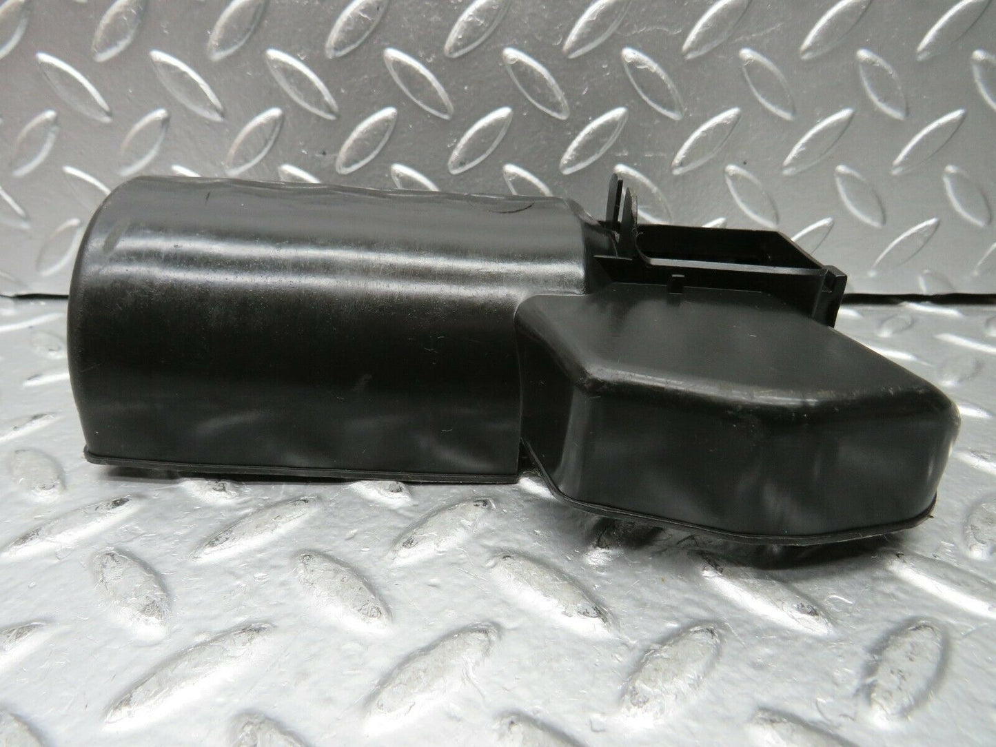 22918 Mercedes-Benz C107 450SLC Coupe Wiper Motor Cover 1390591012