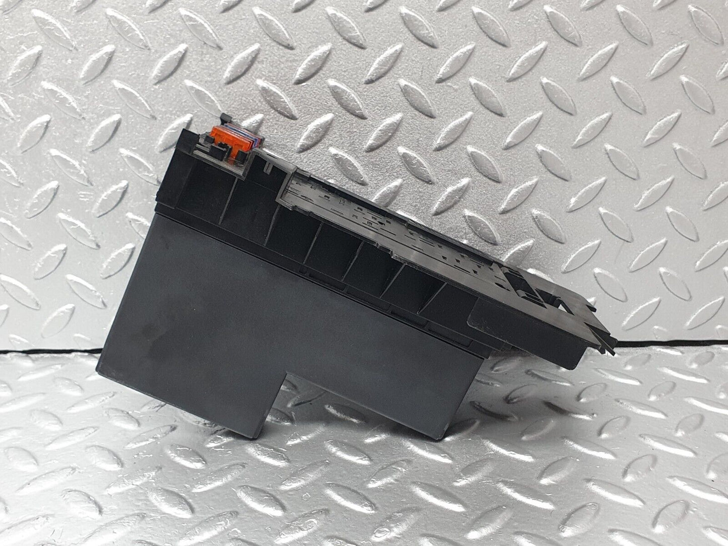 41815 Mercedes-Benz W202 C200 Relay Box Fuse Box 0095455632 0025451901 2085450340