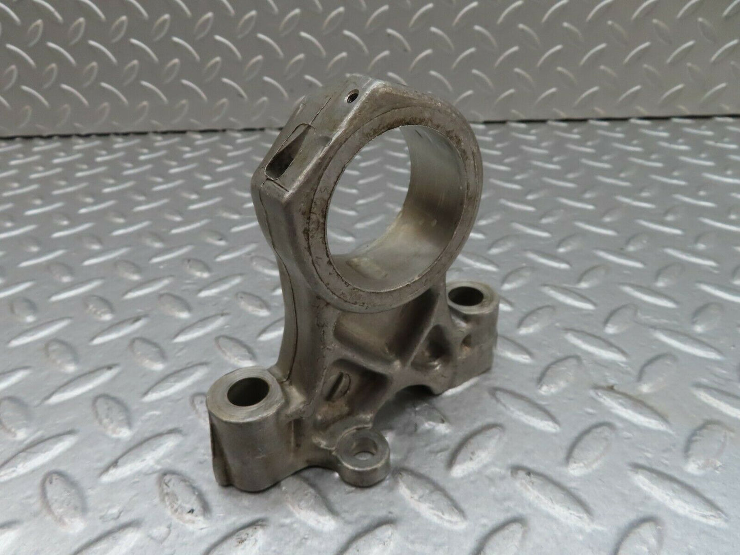 18035 Mercedes-Benz W123 200 Camshaft Tower Bearing 1150510812