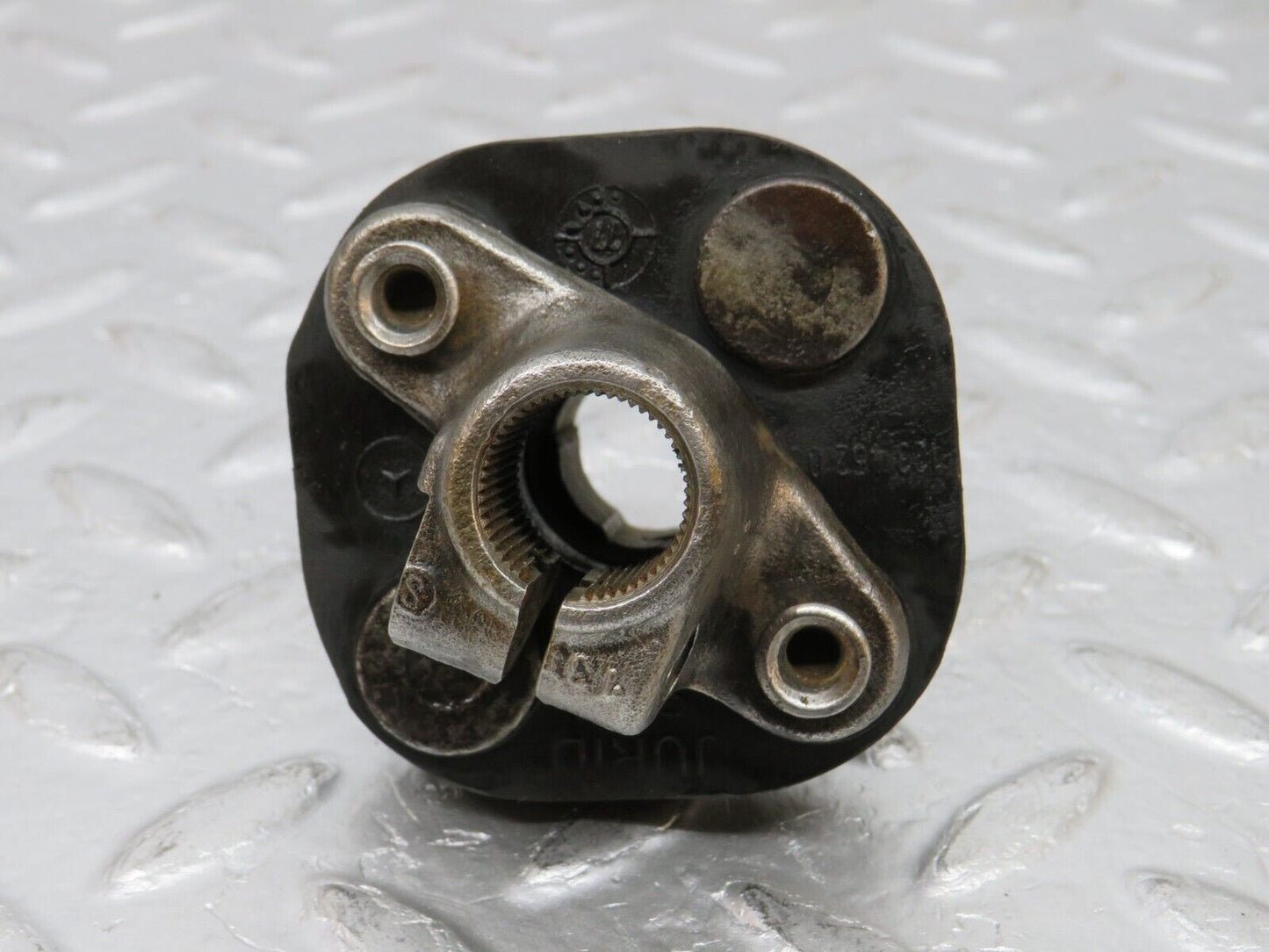 31043 Mercedes-Benz W123 200D Steering Column Lower Shaft Connector 1234620346