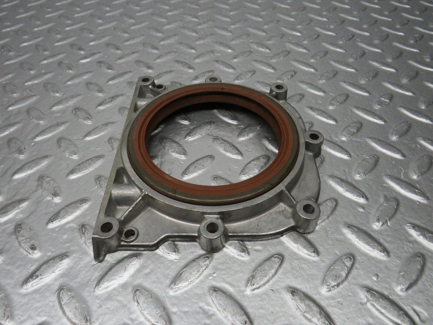 30750 Mercedes-Benz W201 190E 2.0L Crankshaft Rear Sealing Cover 1020110108