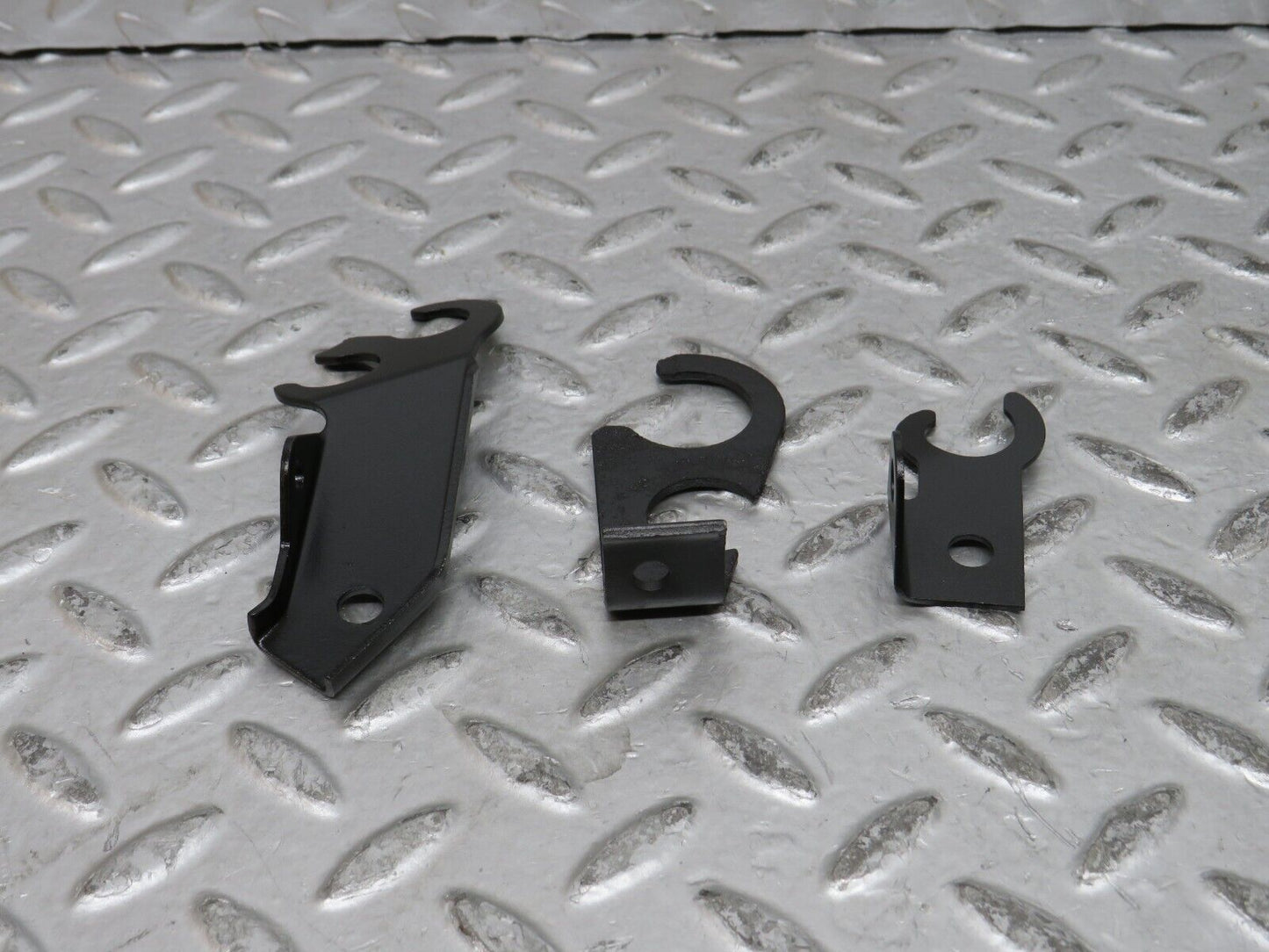 28498 Mercedes-Benz S123 240D Wagon Wire Cable Bracket