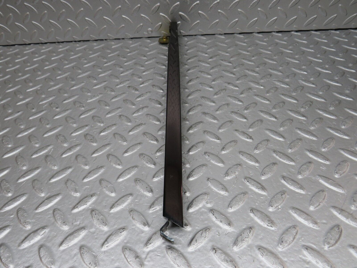 33254 Mercedes-Benz W202 C180 Rear Left Door Window Channel