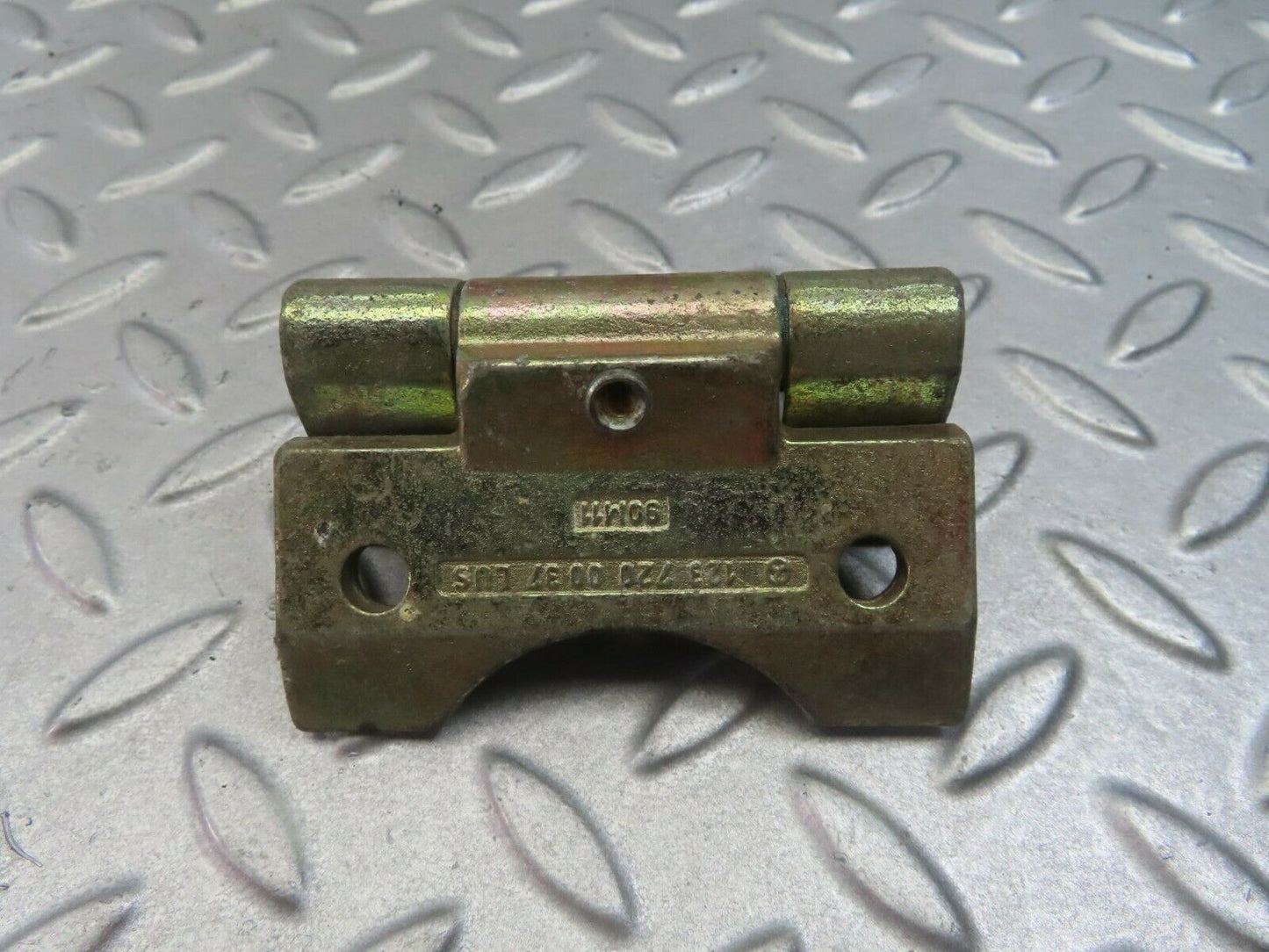 8261 Mercedes-Benz W123 Door Hinge 1237200037