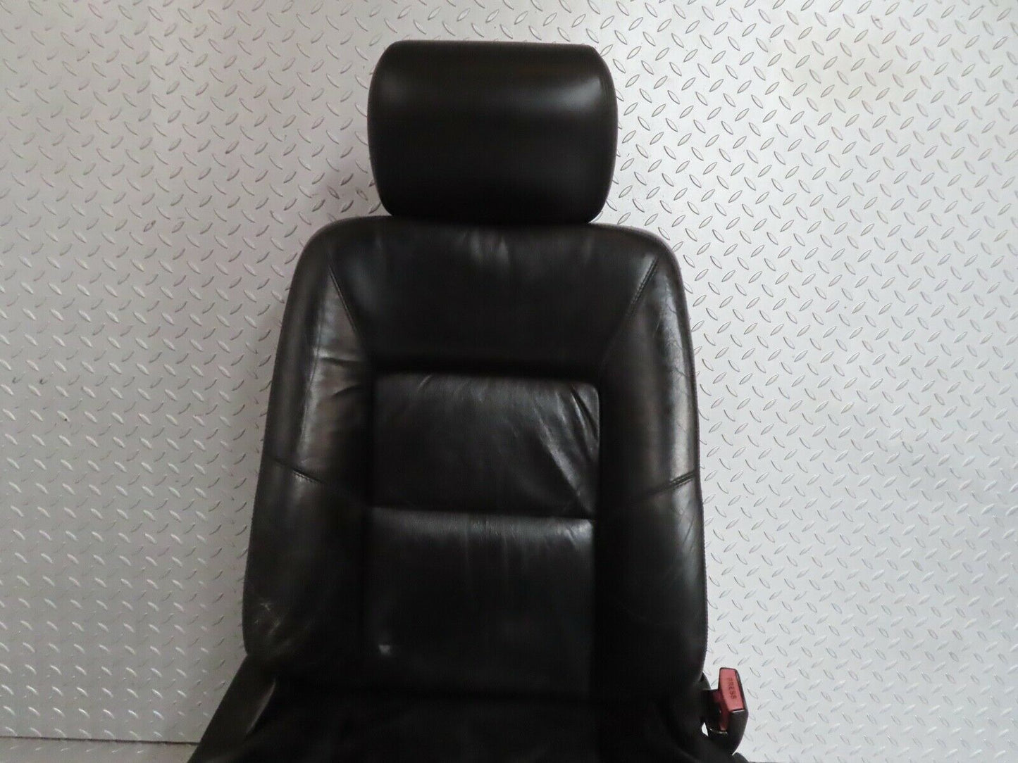 19410 Mercedes-Benz C140 CL420 Coupe Front Right Seat Black Leather
