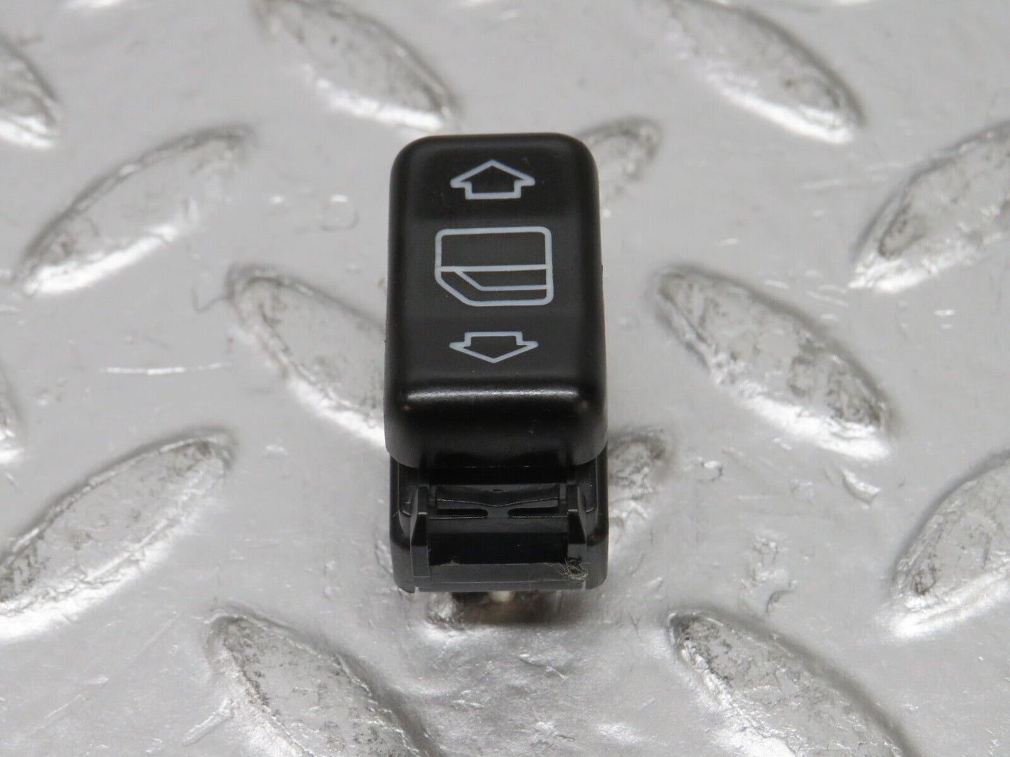 32467 Mercedes-Benz S124 300TE Wagon Electric Window Switch Right 1248204710