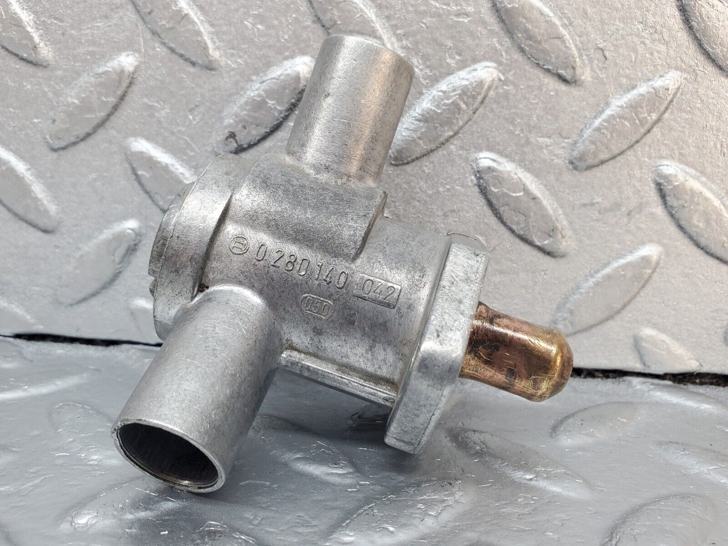 45350 Mercedes-Benz 280E M110.983 Idle Speed Actuator Valve 0280140042