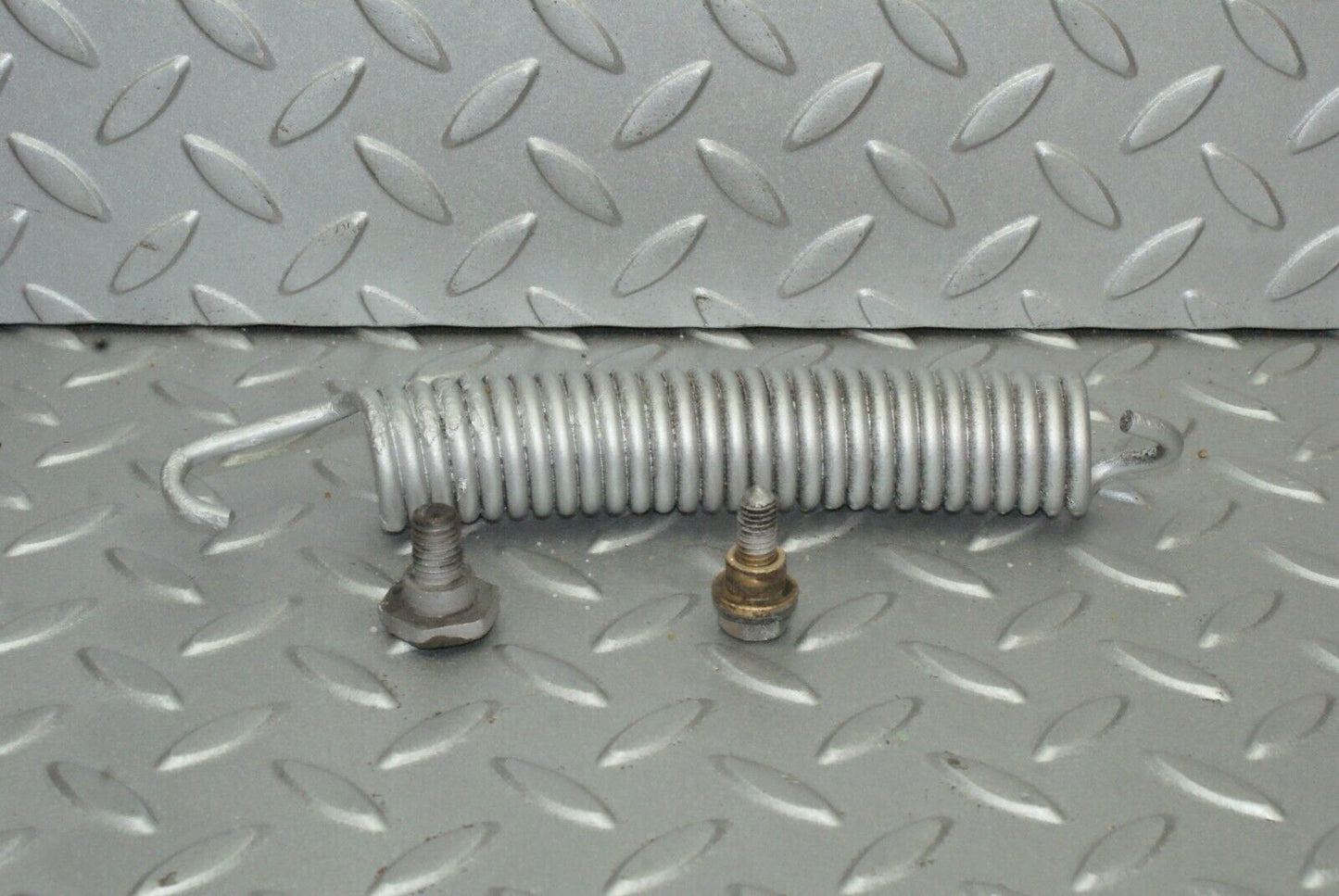 2501 Mercedes-Benz W116 350SE Bonnet Hinge Left Side
