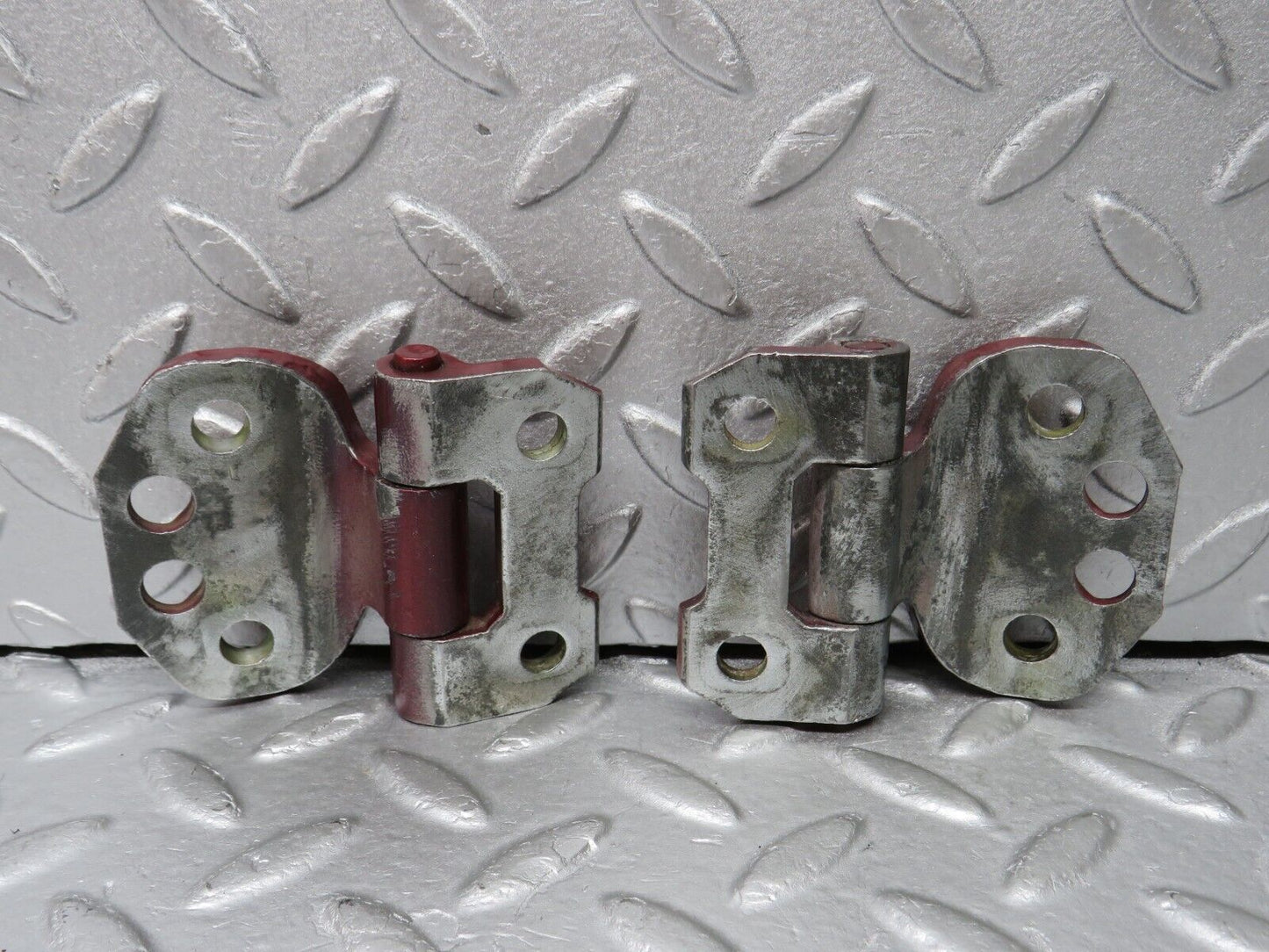 38338 Mercedes-Benz R129 280SL Coupe Left Door Hinge