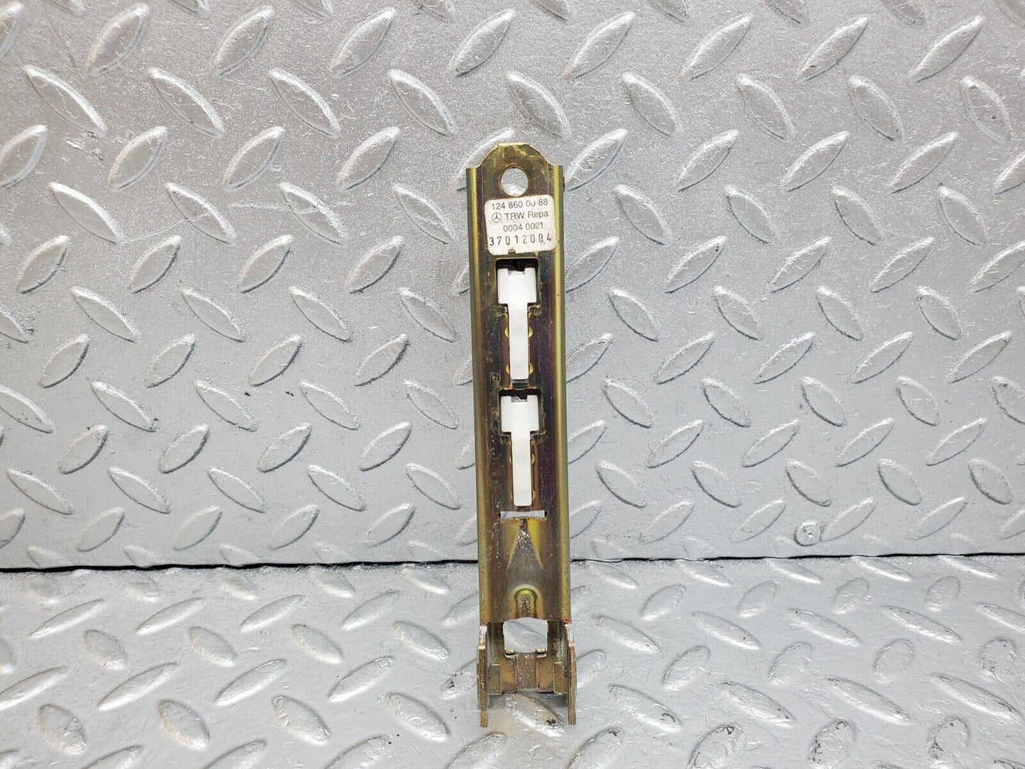 44798 Mercedes-Benz W124 220E Seat Belt Height Adjuster 1248600088