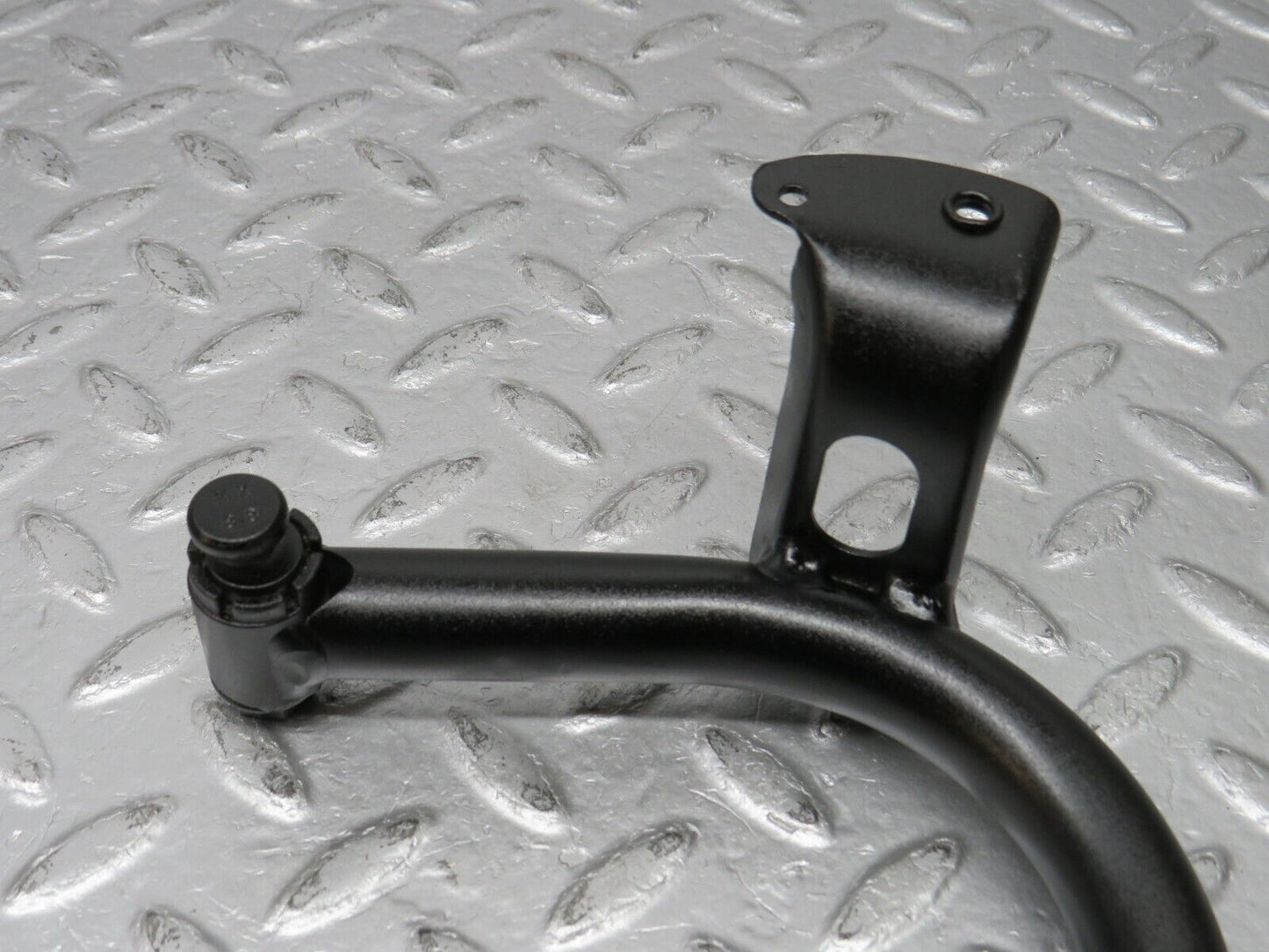 38977 Mercedes-Benz W201 190E 2.6L Trunk Lid Hinge Right Side