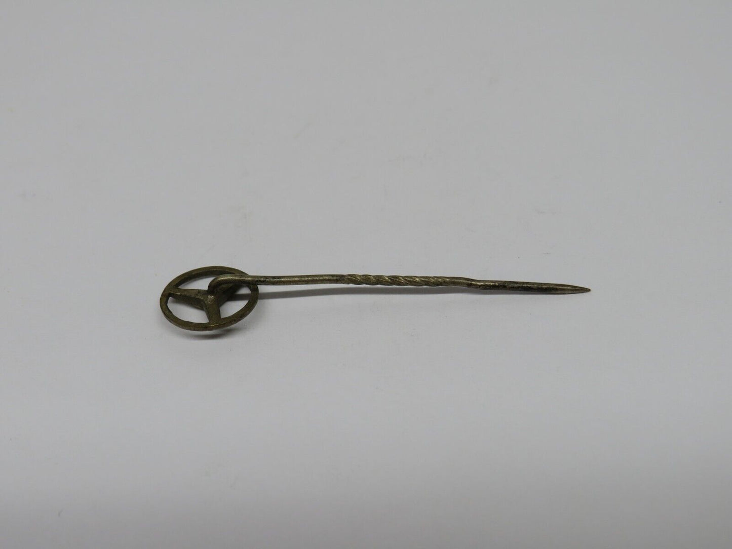 37502 Mercedes-Benz Vintage Lapel Pin Badge