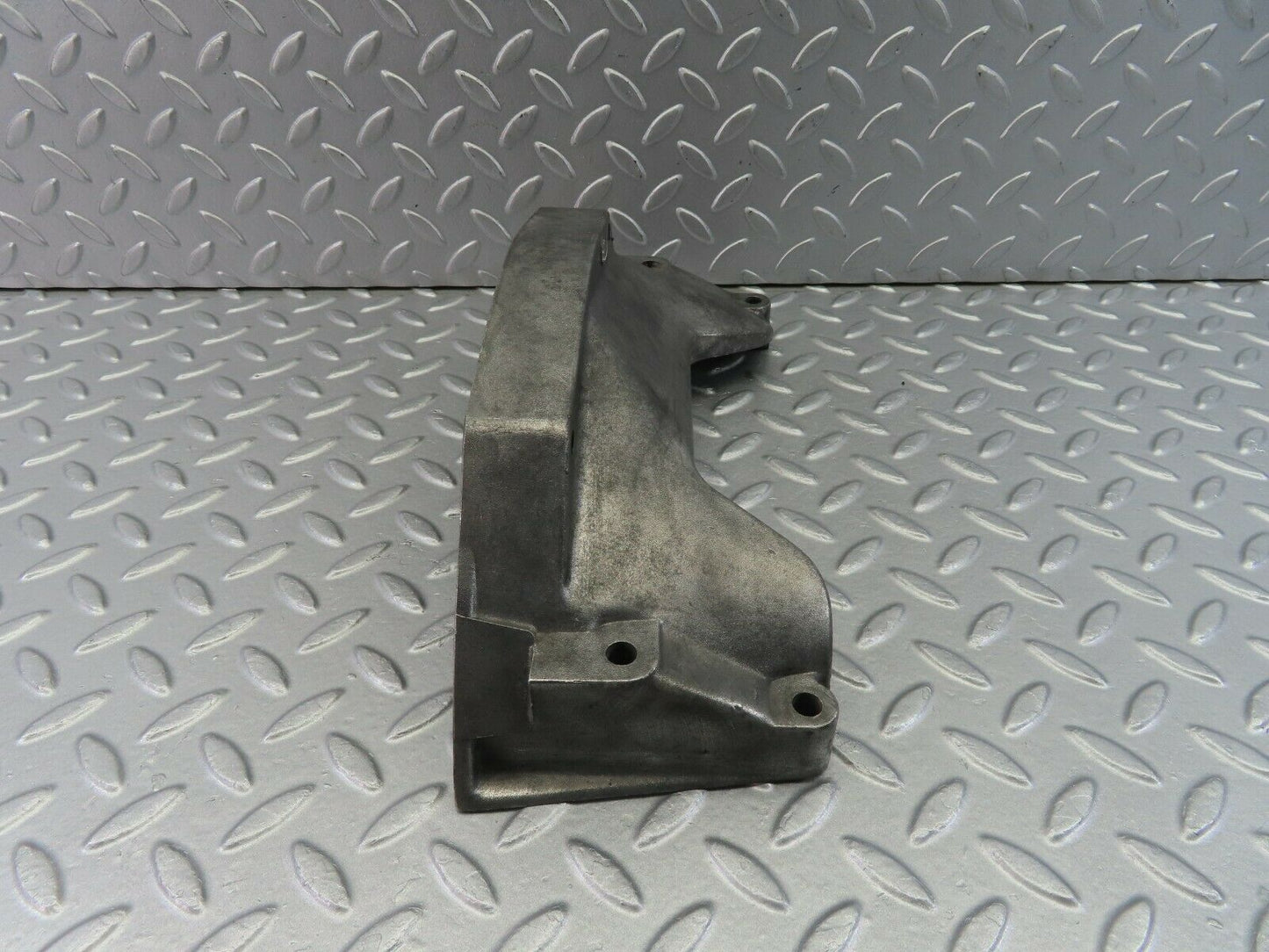 8834 Mercedes-Benz W123 Cover Oil Sump 1020110095