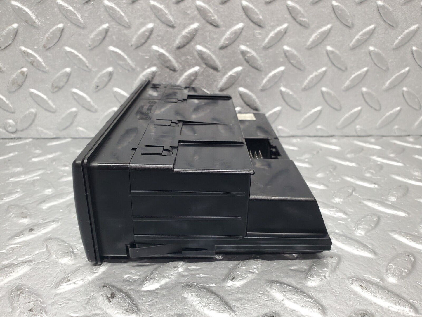 46799 Mercedes-Benz R129 320SL Coupe Heater Climate Control 2028301385