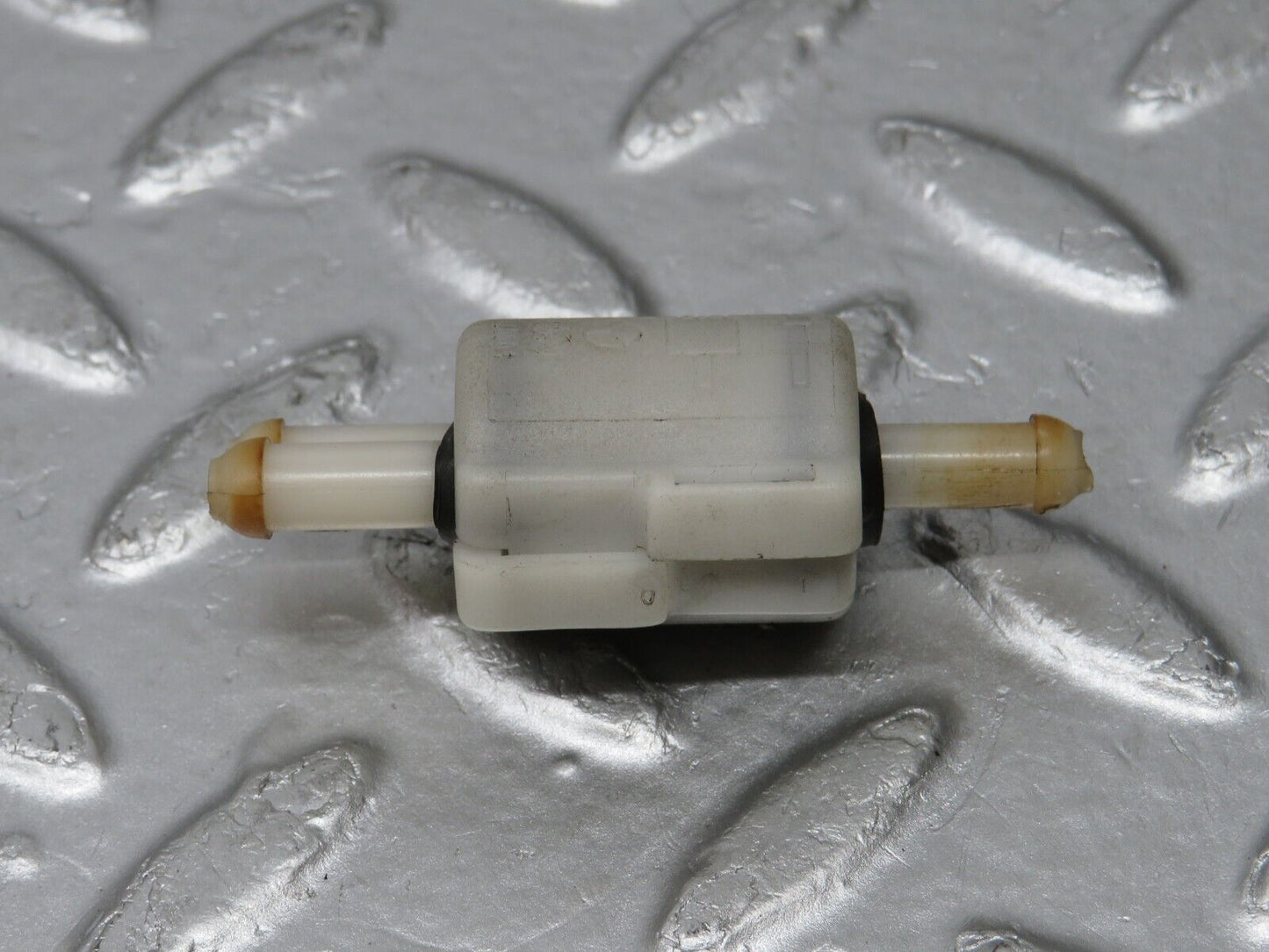 33481 Mercedes-Benz W202 C180 Windscreen Washer Valve