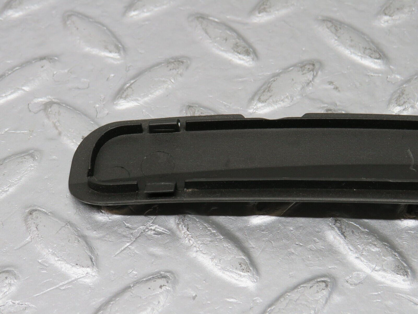 38858 Mercedes-Benz W201 190E 2.6L Windscreen Washer Nozzle Cover Trim 2018891325