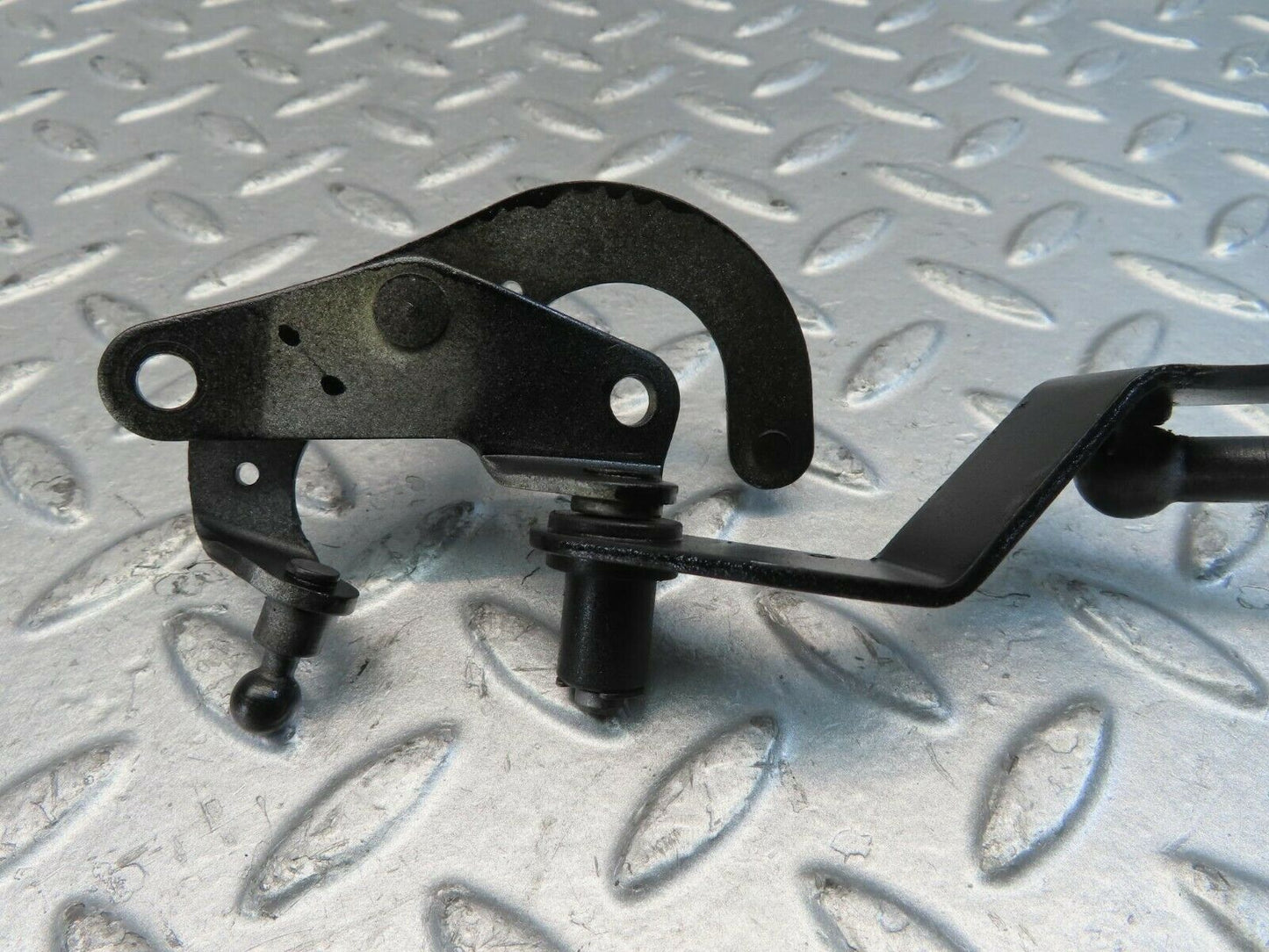 11481 Mercedes-Benz C123 230CE Coupe Throttle Linkage