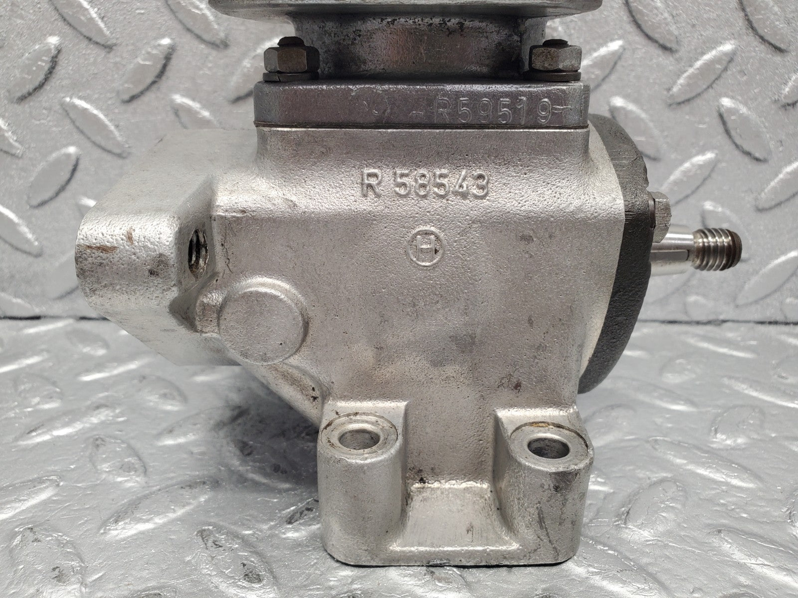W112 air suspension compressor used OEM