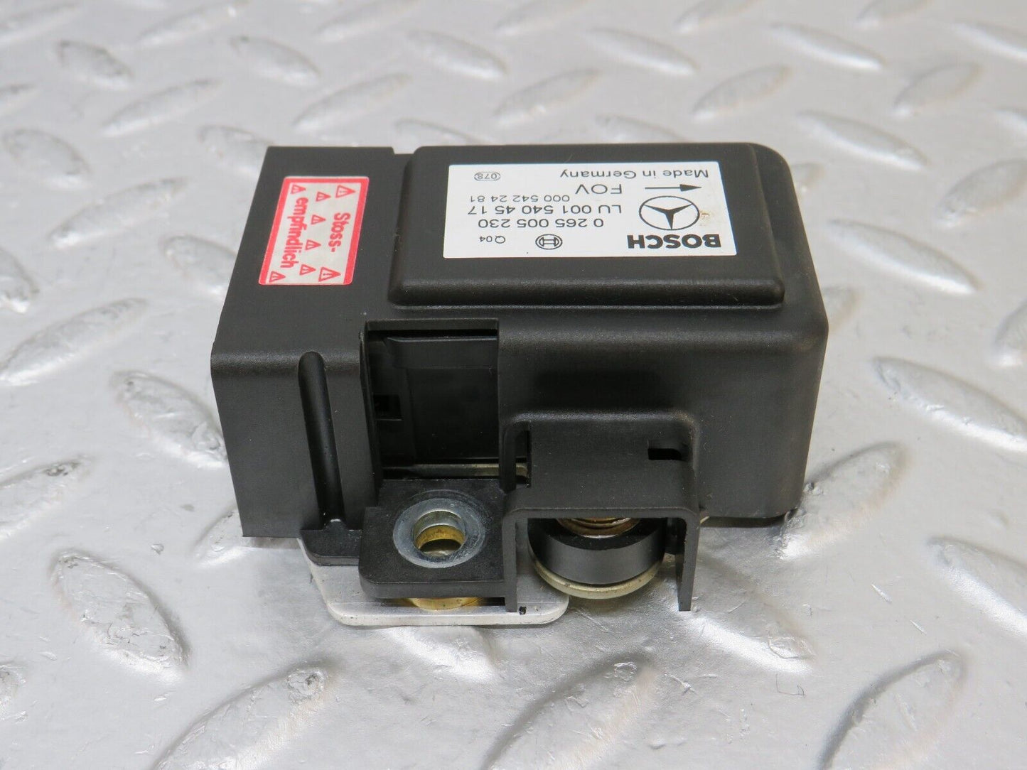 34886 Mercedes-Benz W210 320E ESP Yaw Rate Sensor Bosch 0015404517 0005422481