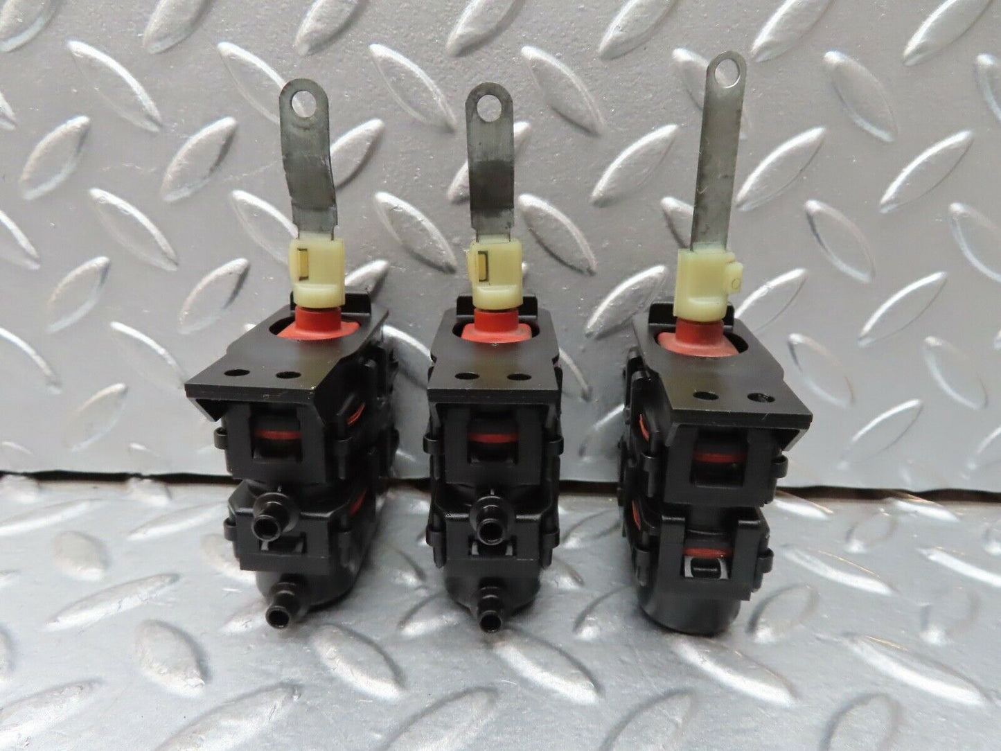 20187 Mercedes-Benz R129 300SL Coupe Heater Box Vacuum Actuator 3pcs