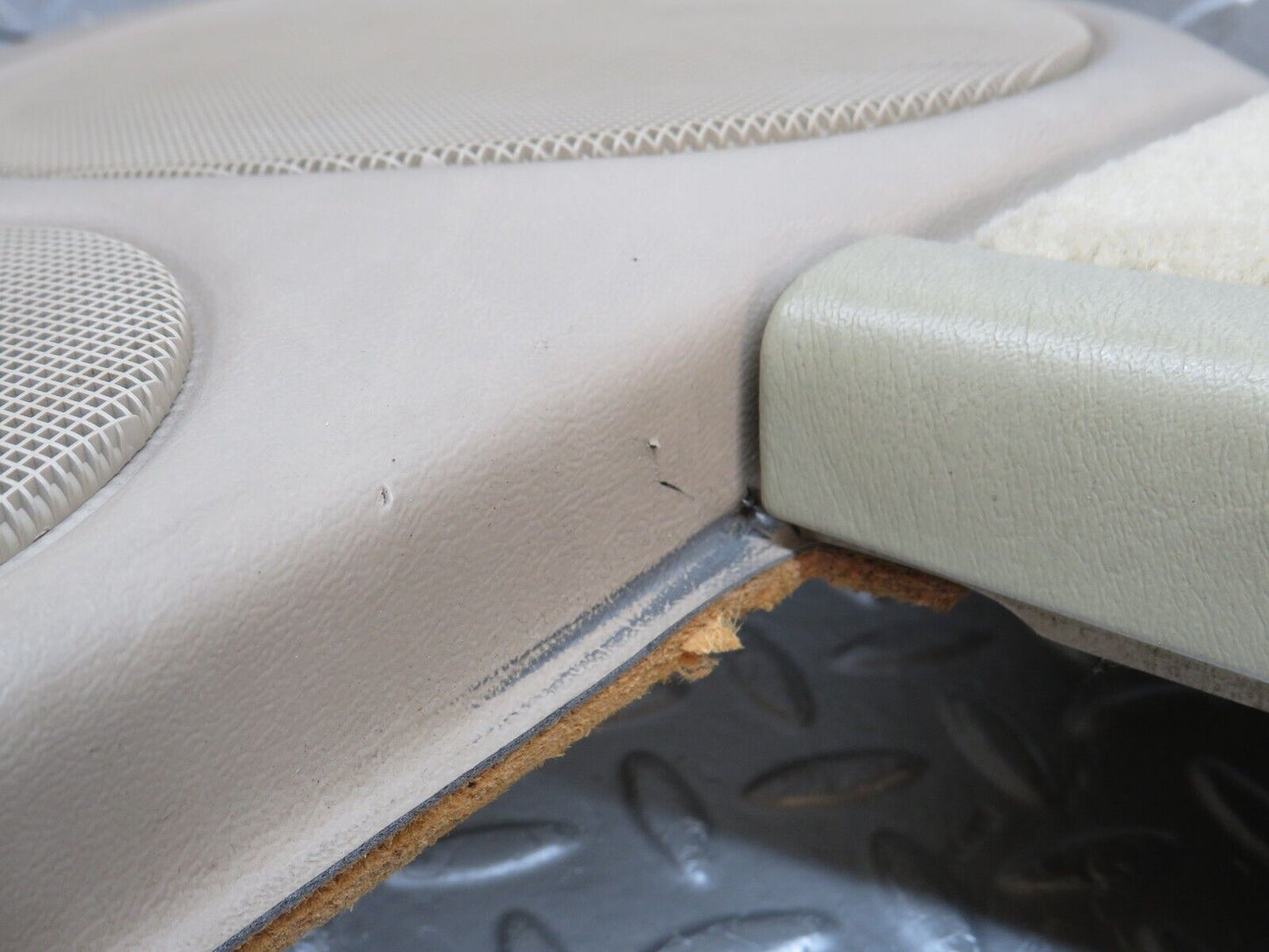 38288 Mercedes-Benz R129 280SL Coupe Left Door Card Beige