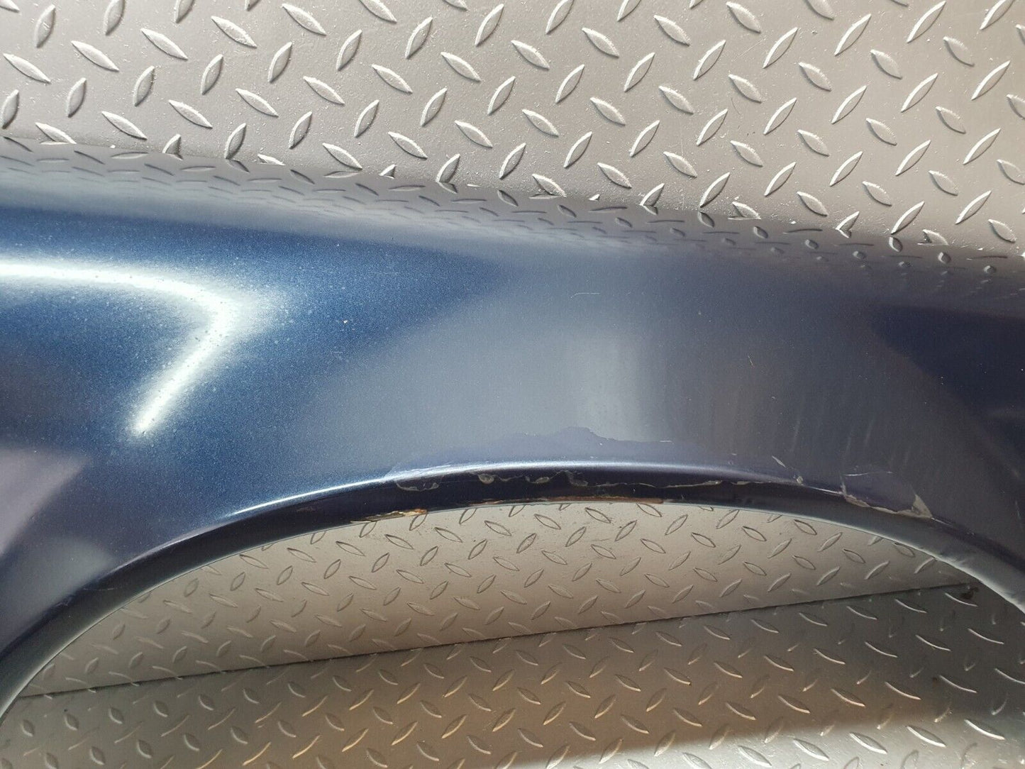42284 Mercedes-Benz R129 320SL Coupe Front Right Wing Fender