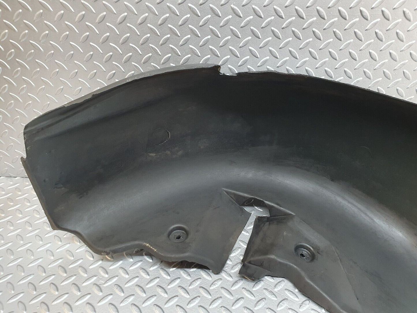 42570 Mercedes-Benz R129 320SL Coupe Rear Right Inner Fender Wheel Arch Lining 1296983030