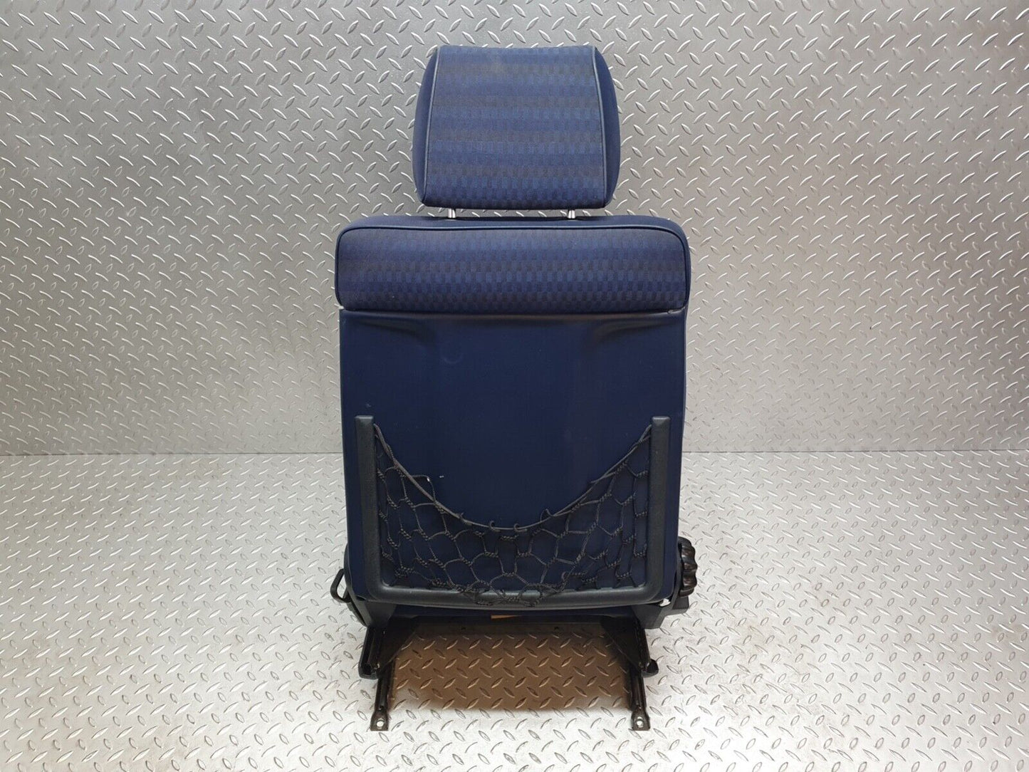 43031 Mercedes-Benz W201 190 Front Left Seat Blue 2019101450