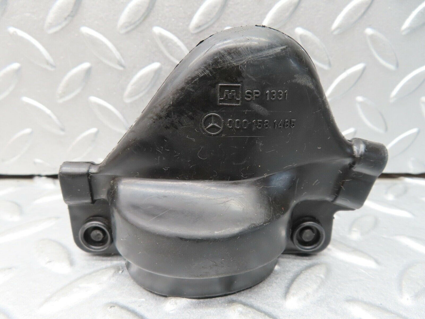17644 Mercedes-Benz W116 450SEL Ignition Coil Cover Cap 0001581485