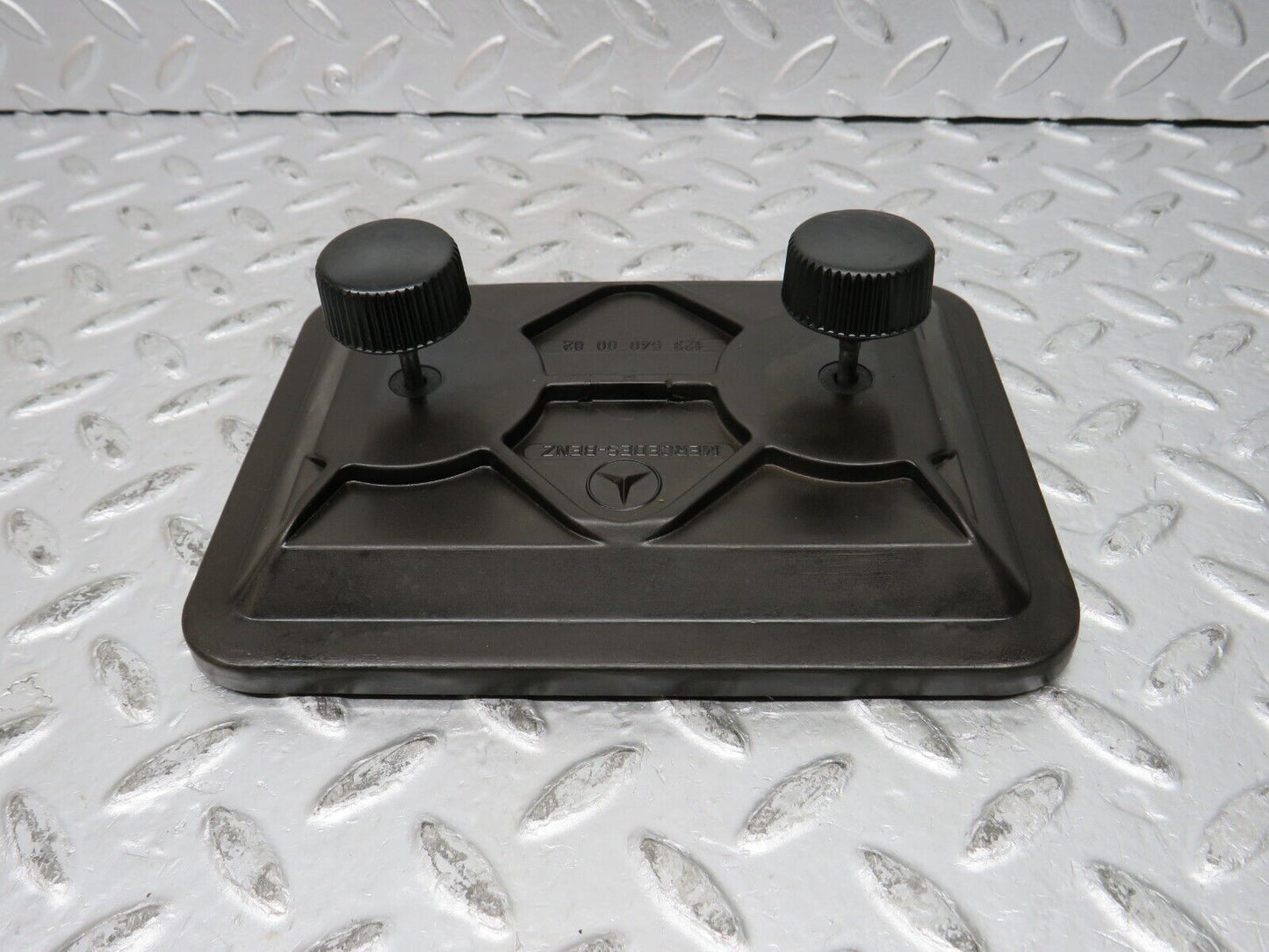 31998 Mercedes-Benz W123 230E Fuse Box Cover Lid 1235400082