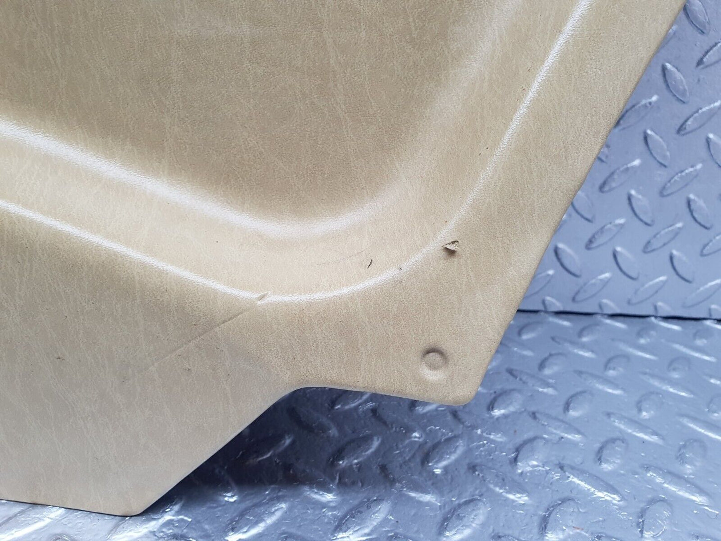 44051 Mercedes-Benz C123 230CE Coupe Rear Right Card Panel Beige