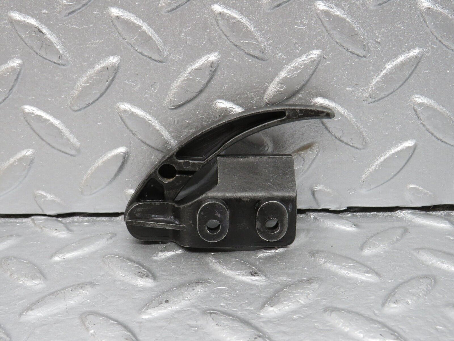 40675 Mercedes-Benz W123 300D Hood Opener Bonnet Opener Release