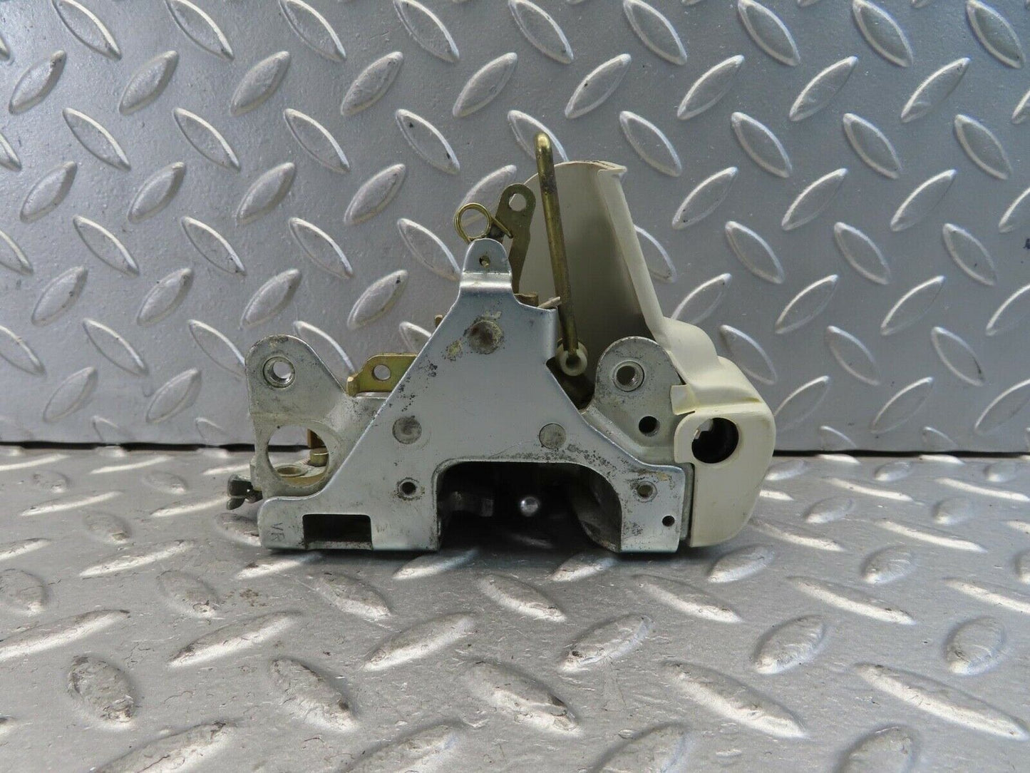 11355 Mercedes-Benz C123 230CE Coupe Right Door Lock Mechanism 1267230208