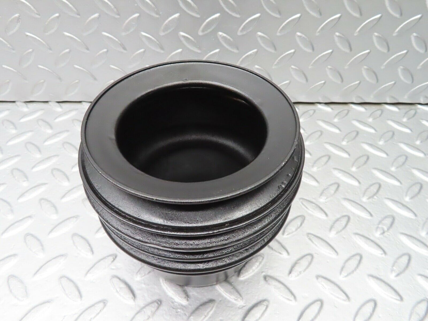 20628 Mercedes-Benz R107 450SL Crankshaft Pulley