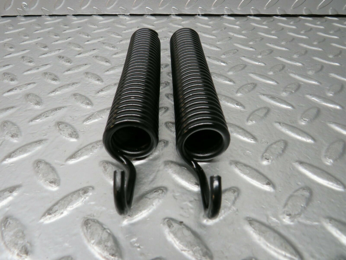 23372 Mercedes-Benz W116 350SE Bonnet Hinge Spring Pair