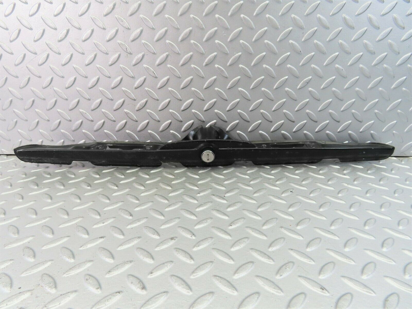 7744 Mercedes-Benz S123 230TE Wagon Tailgate Handle With Lock 1237400193