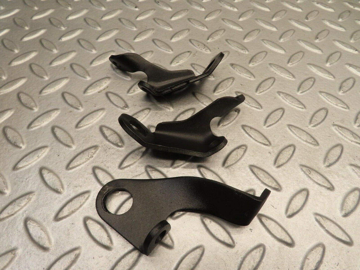 11783 Mercedes-Benz R107 450SL Engine Lifting Eyes Hooks