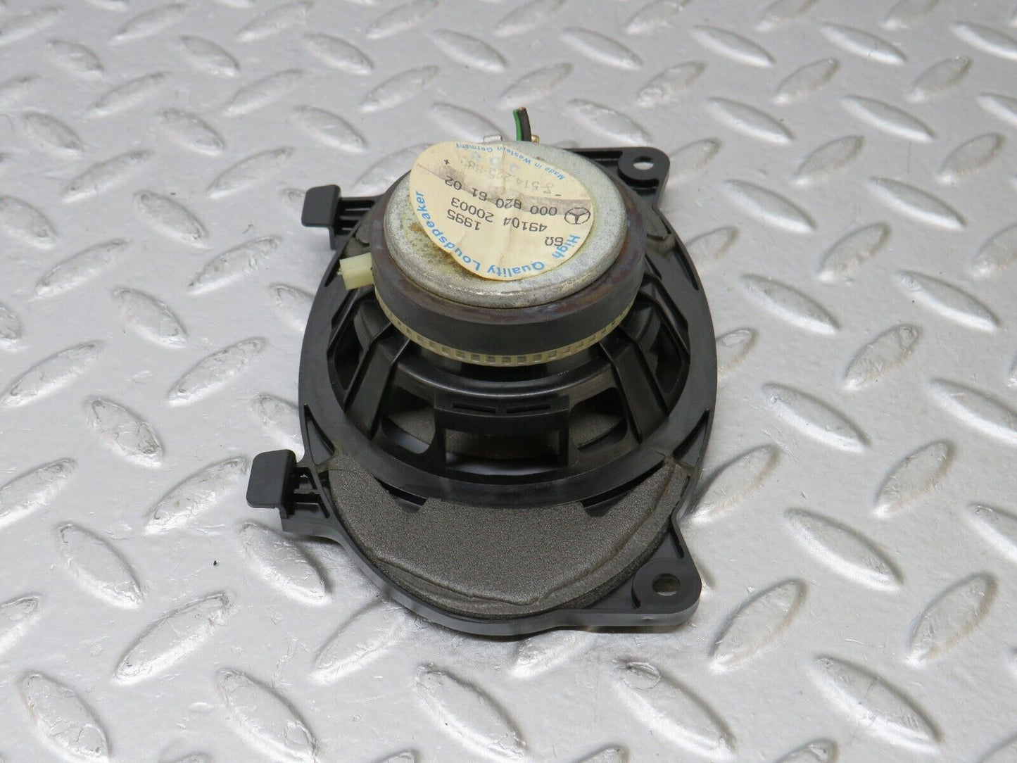 36137 Mercedes-Benz W126 420SE Front Speaker 0008205102