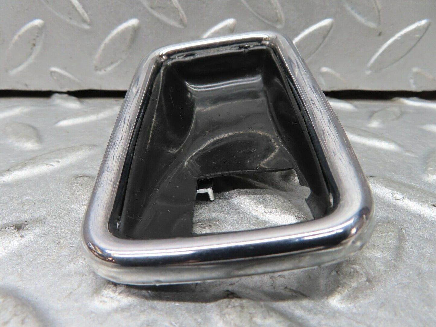 19162 Mercedes-Benz W123 300D Chrome Frame For Door Opener Left 1087660511