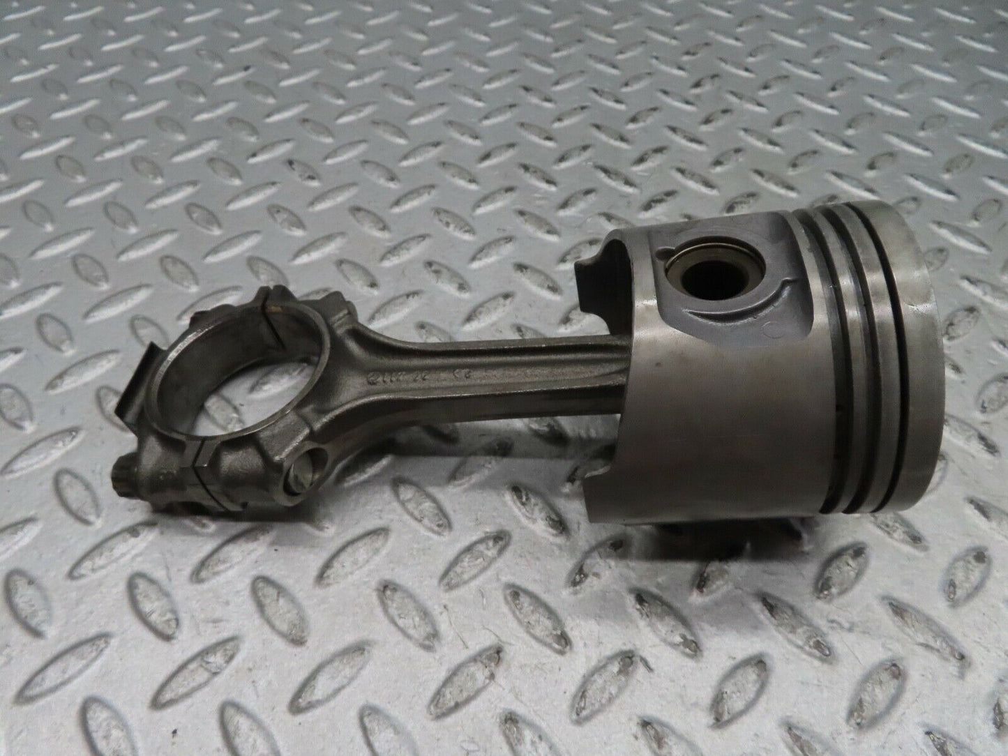 17854 Mercedes-Benz W116 450SEL Piston With Connecting Rod 91.99 mm