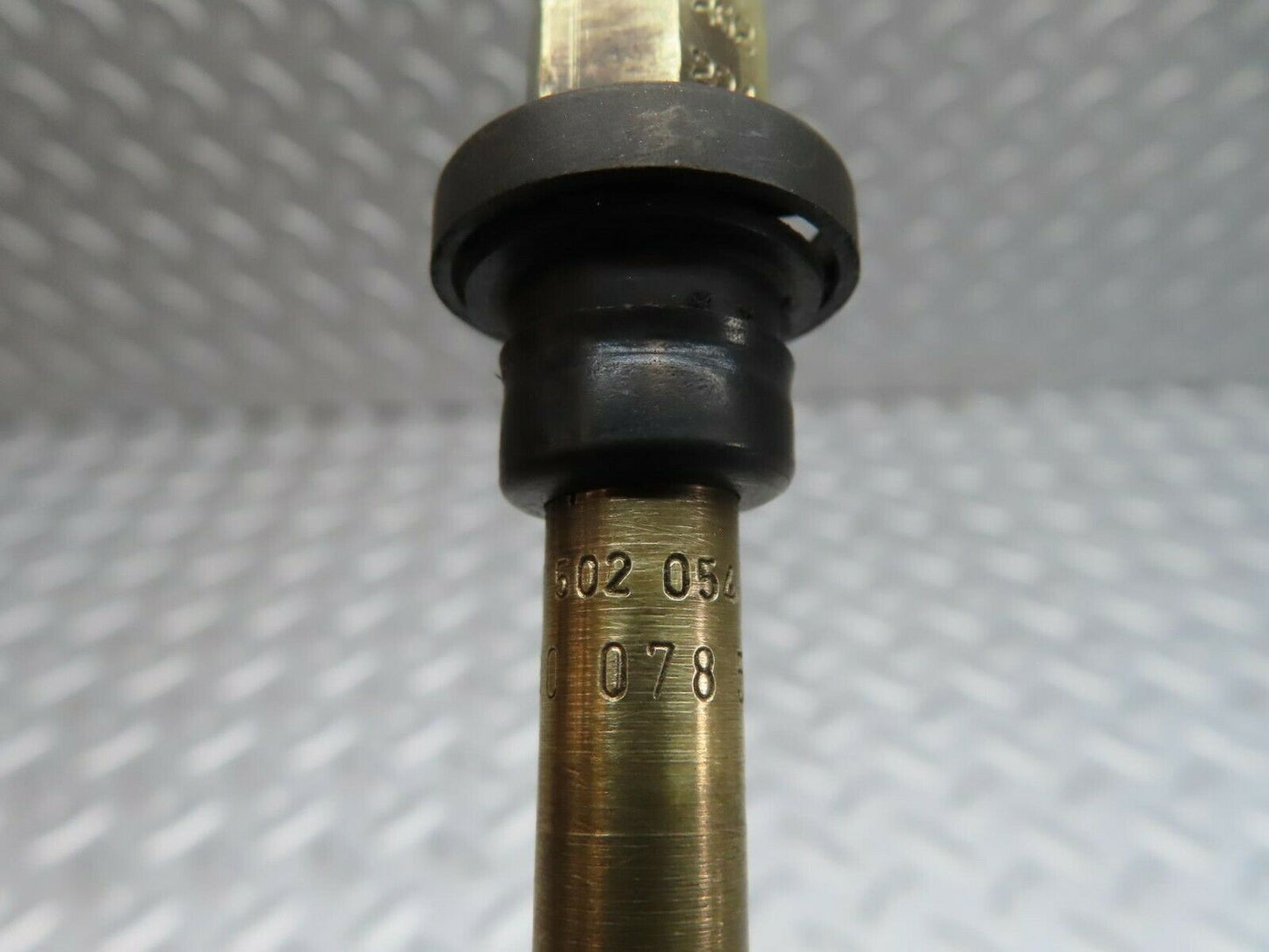 12170 Mercedes-Benz R129 300SL Coupe Fuel Injector 0437502054