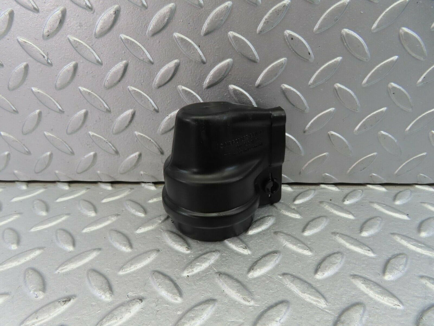 10815 Mercedes-Benz W123 230E Ignition Coil Protective Cap 0001581785